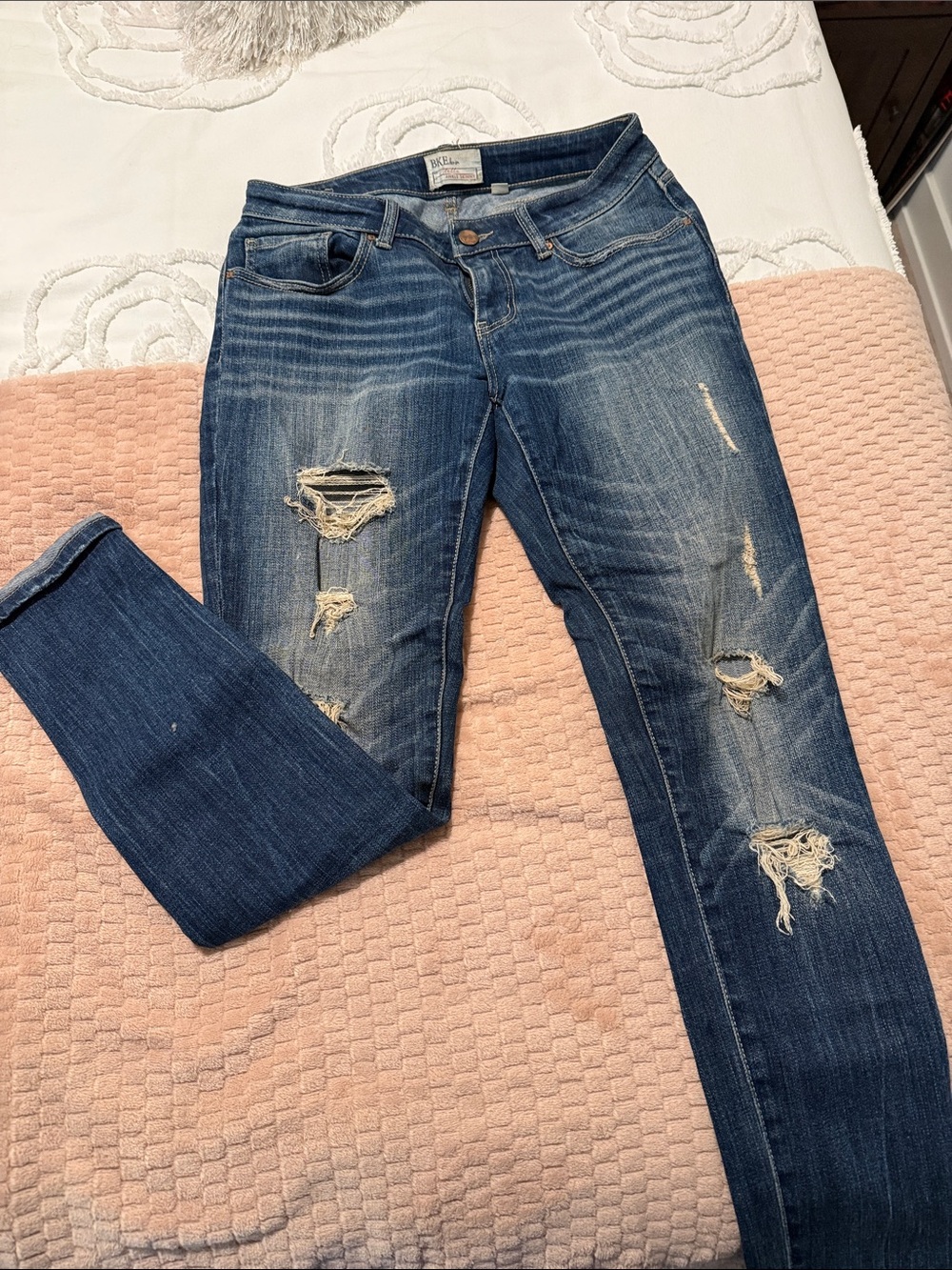 BKE Women’s Distressed Blue Skinny Jeans